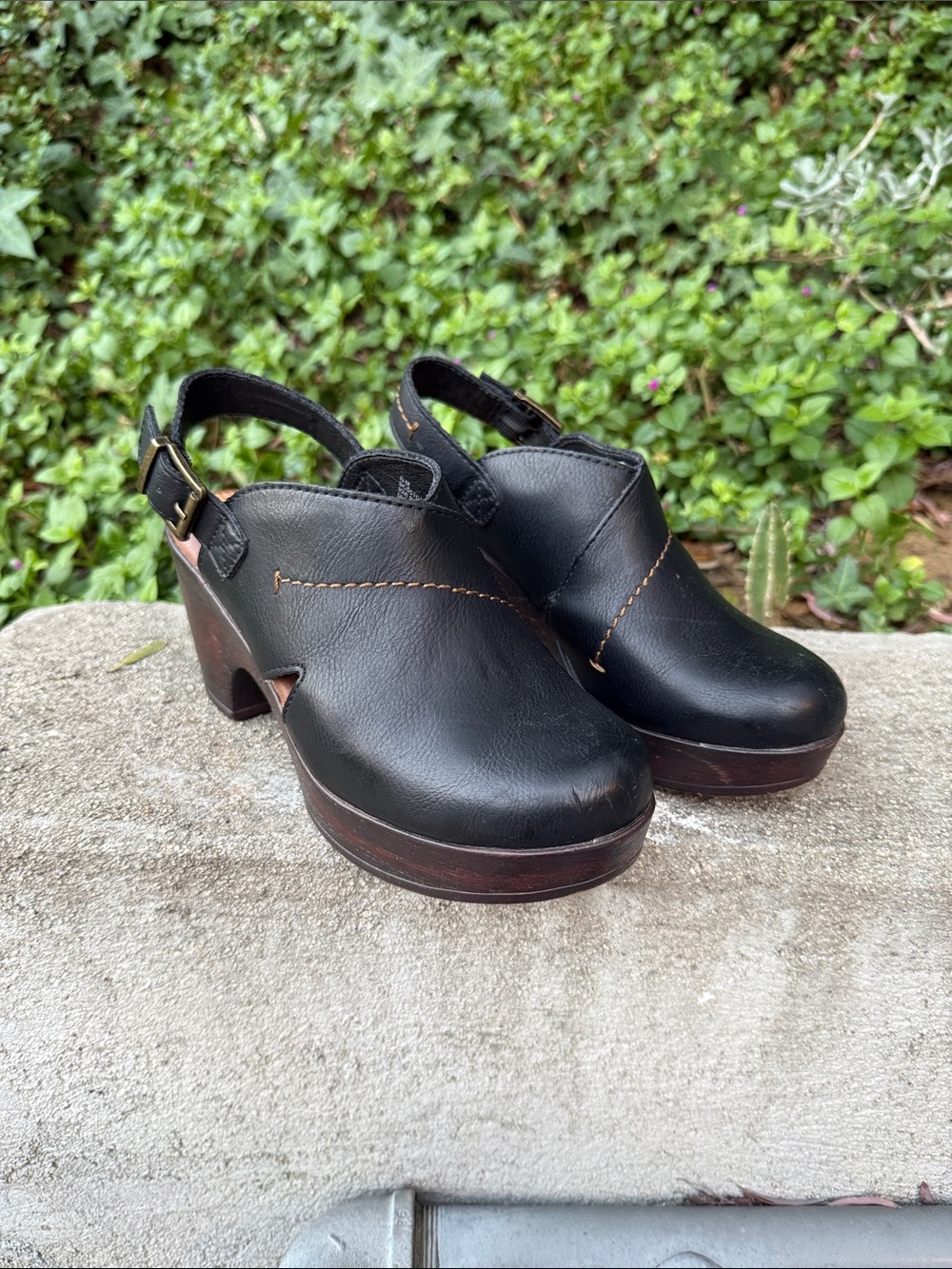 Women’s Black Leather Heeled Clog Slingbacks